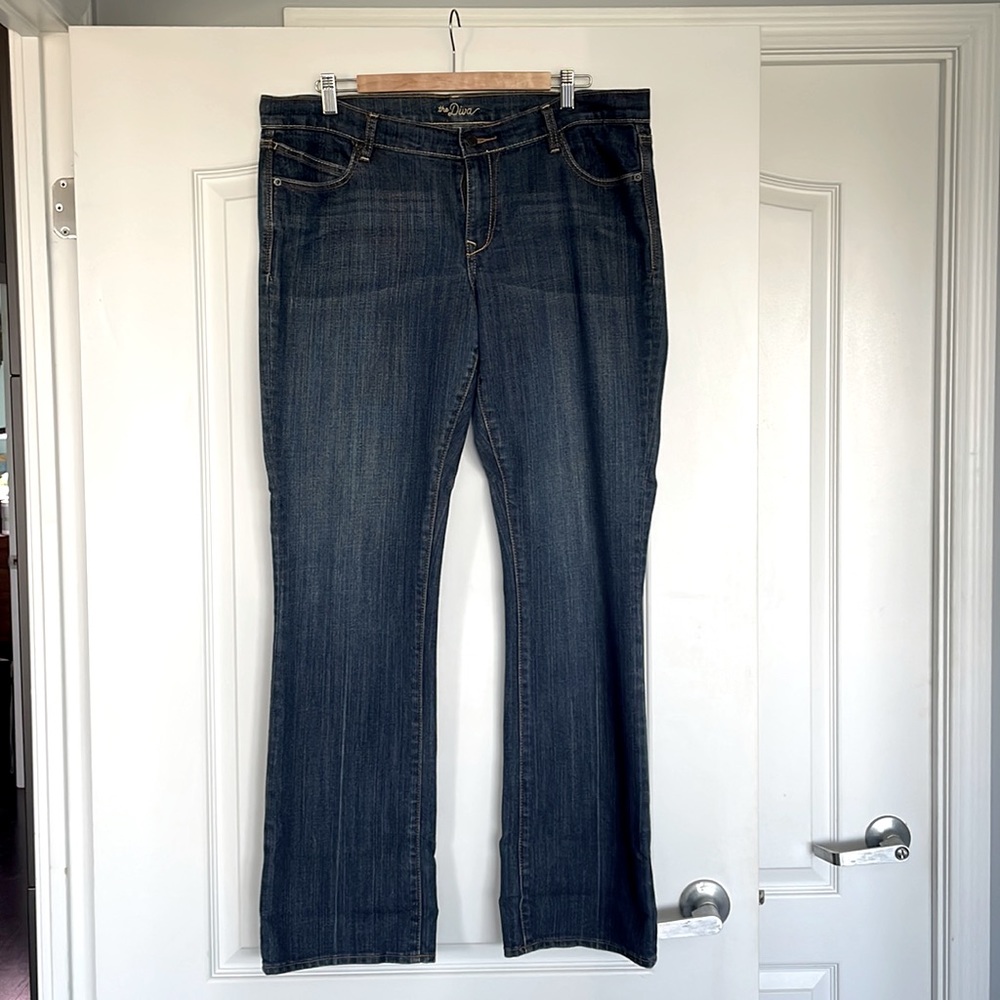 Old navy Diva Jean 14 Long